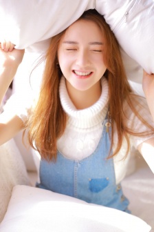 男生女生打扑克差差差